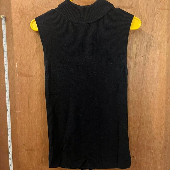 🐻Size M - Investments - Sleeveless Black High neck Sweater - Picture 1 of 5